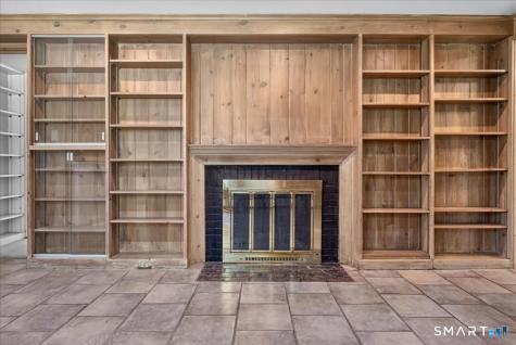 333 Mansfield Road North Haven CT 06473