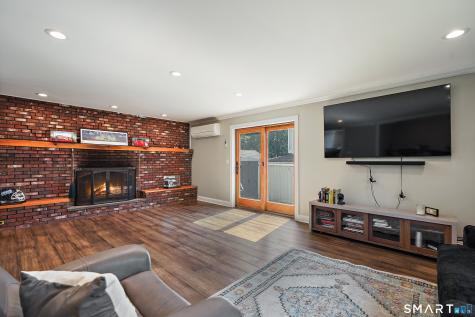 87 Clover Hill Drive Stamford CT 06902