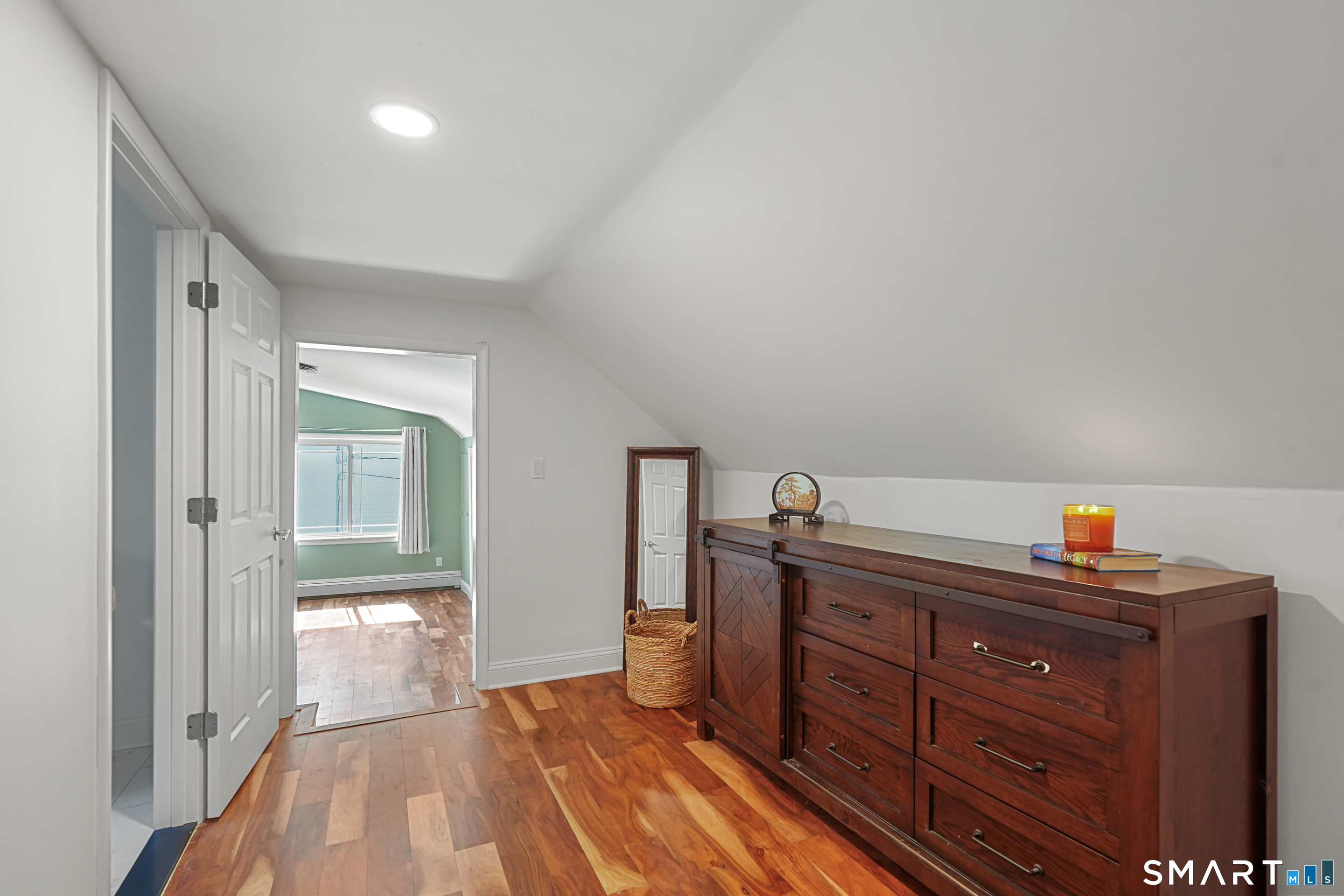 87 Clover Hill Drive Stamford CT 06902