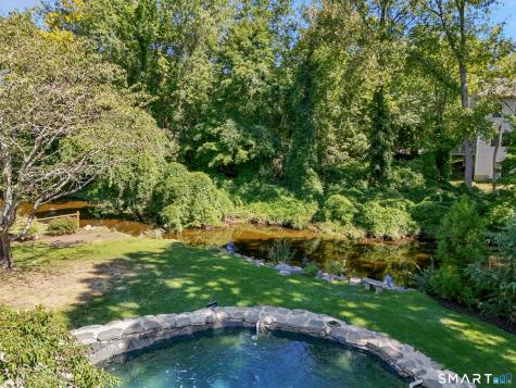 87 Clover Hill Drive Stamford CT 06902