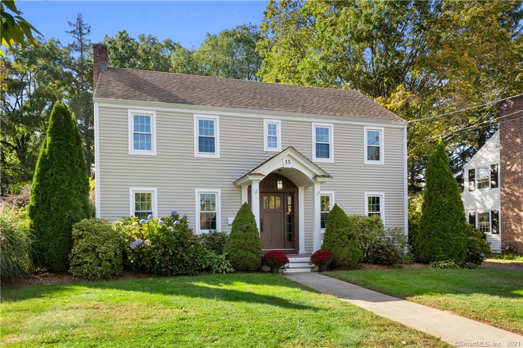 15 Ridgewood Road West Hartford CT 06107