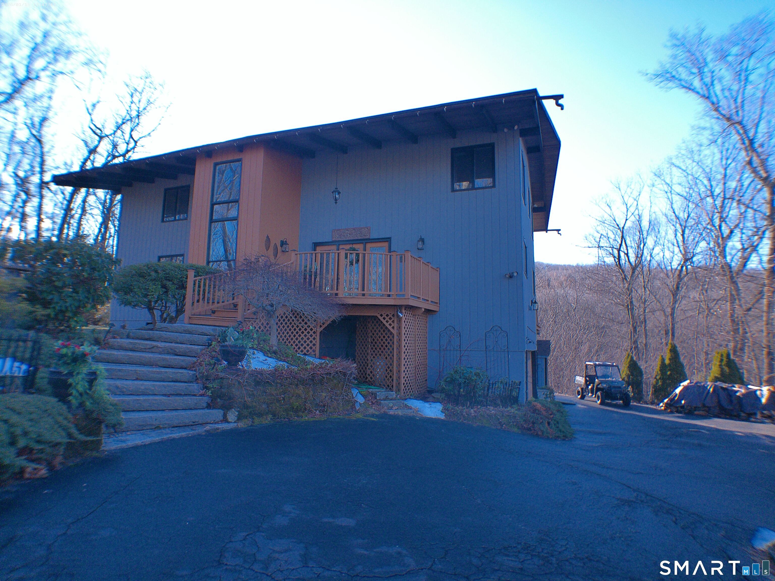 Southington CT, 89 Mariondale Drive