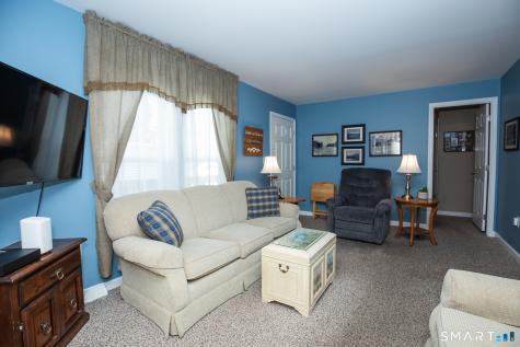 7 Loring Court Wallingford CT 06492