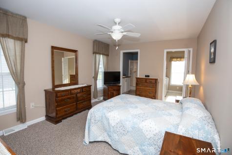 7 Loring Court Wallingford CT 06492
