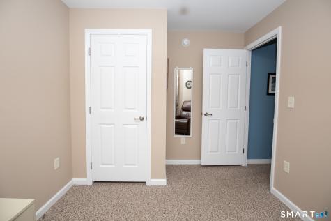 7 Loring Court Wallingford CT 06492