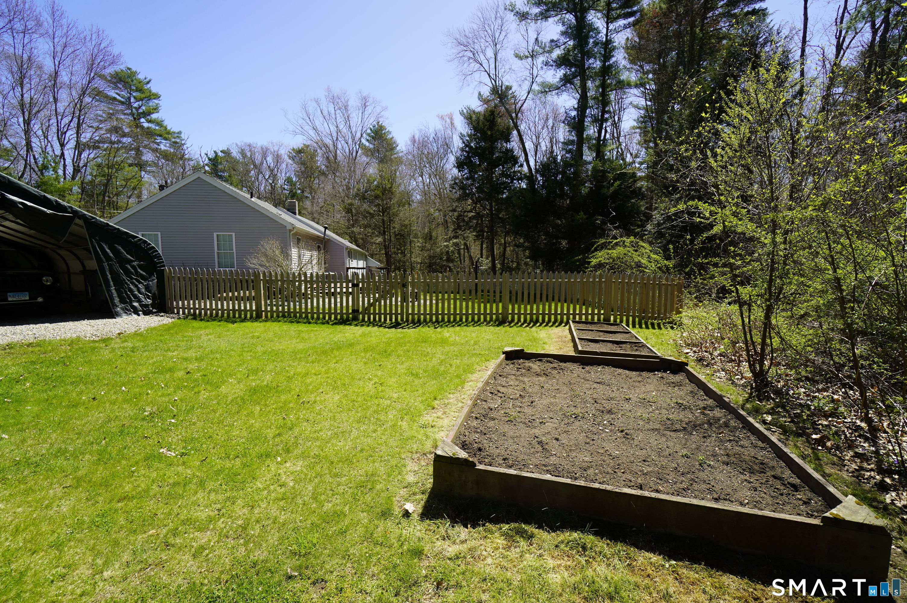 4 Breaults Landing Road Thompson CT 06277