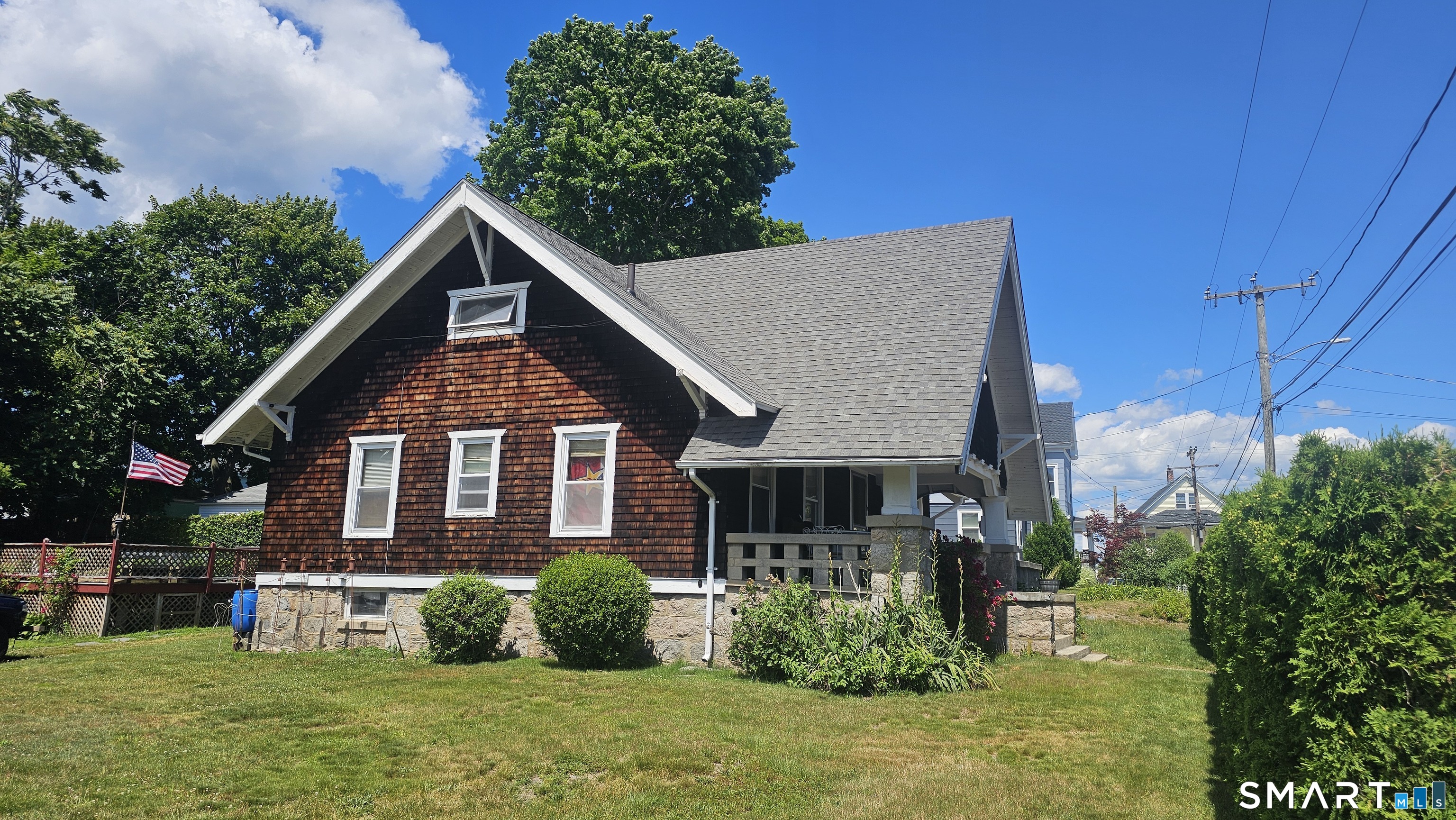 15 Warren Street New London CT 06320