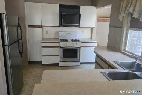 15 Warren Street New London CT 06320