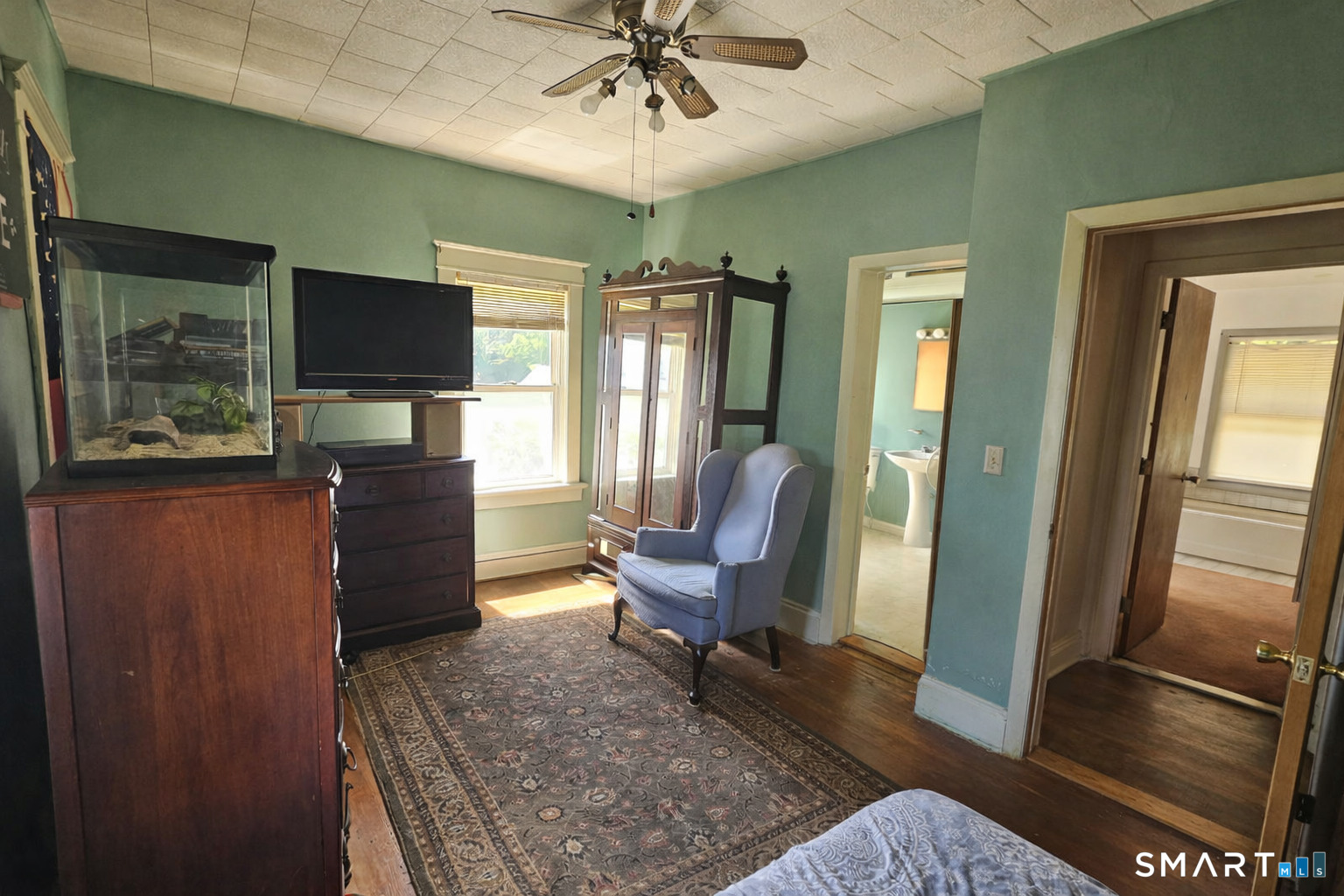 15 Warren Street New London CT 06320