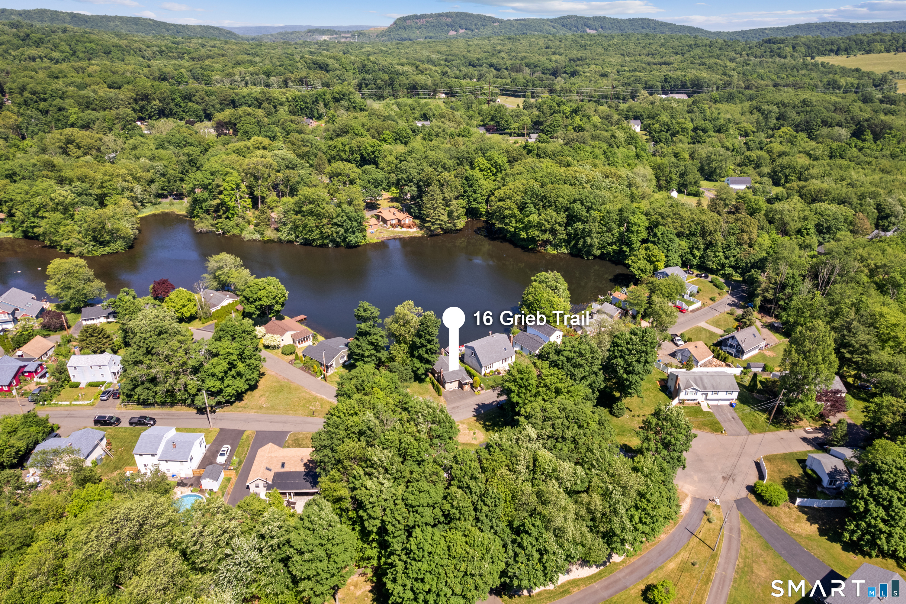 16 Grieb Trail Wallingford CT 06492