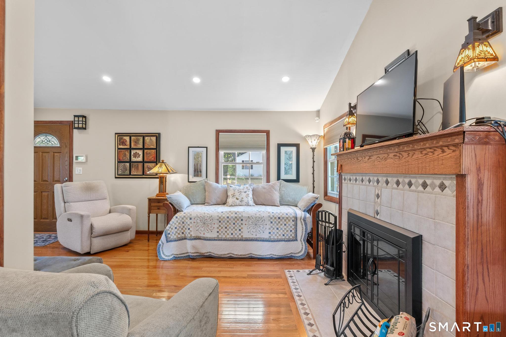 16 Grieb Trail Wallingford CT 06492