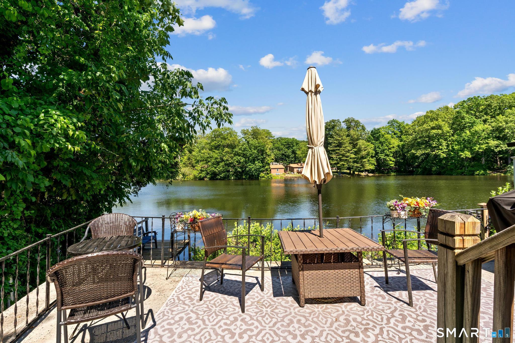 16 Grieb Trail Wallingford CT 06492