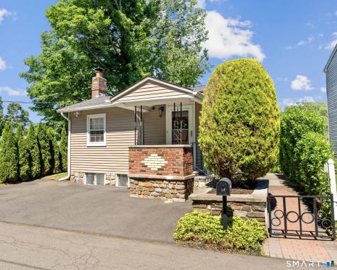 16 Grieb Trail Wallingford CT 06492