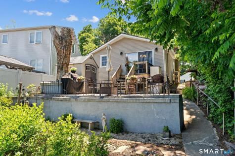 16 Grieb Trail Wallingford CT 06492