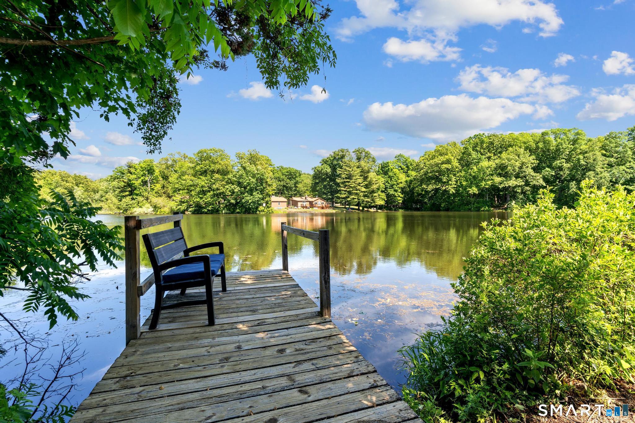 16 Grieb Trail Wallingford CT 06492