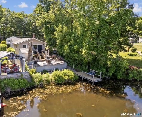 16 Grieb Trail Wallingford CT 06492