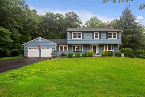 86 Buckboard Lane Fairfield CT 06824