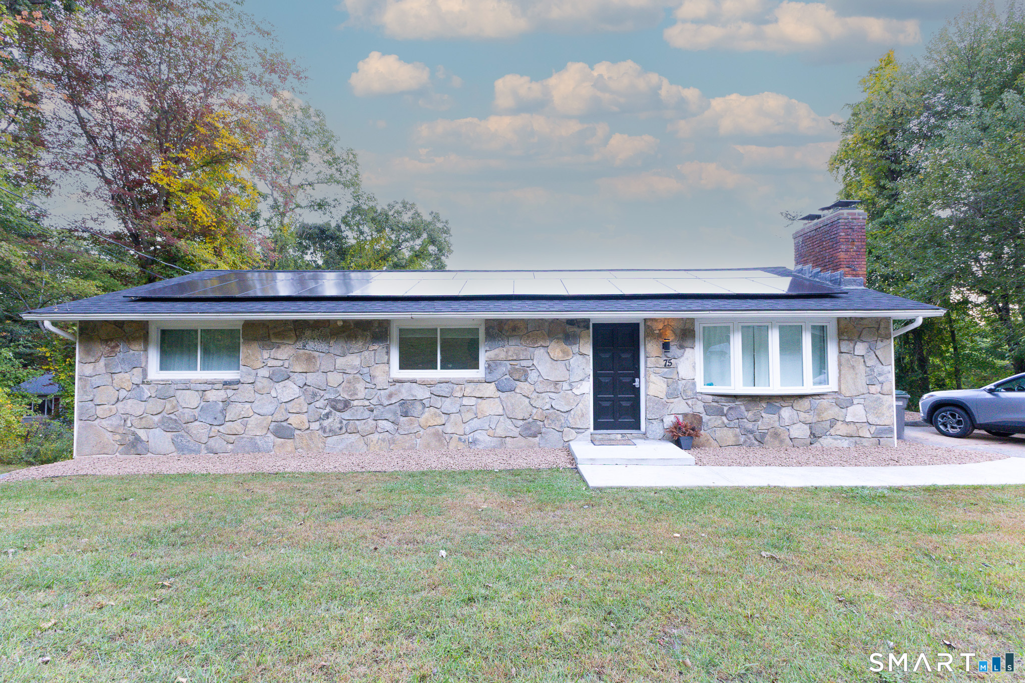 75 Vernon West Street Manchester CT 06042