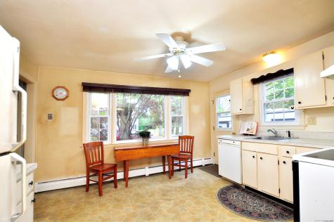 10 Meadow Lane Old Lyme CT 06371