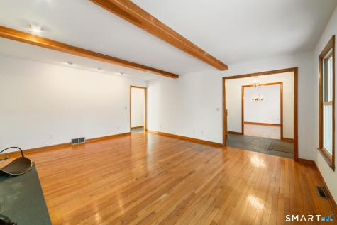 672 Old Waterbury Road Southbury CT 06488