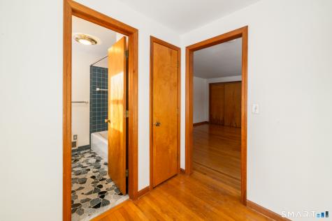 672 Old Waterbury Road Southbury CT 06488