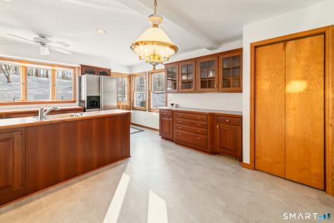 672 Old Waterbury Road Southbury CT 06488