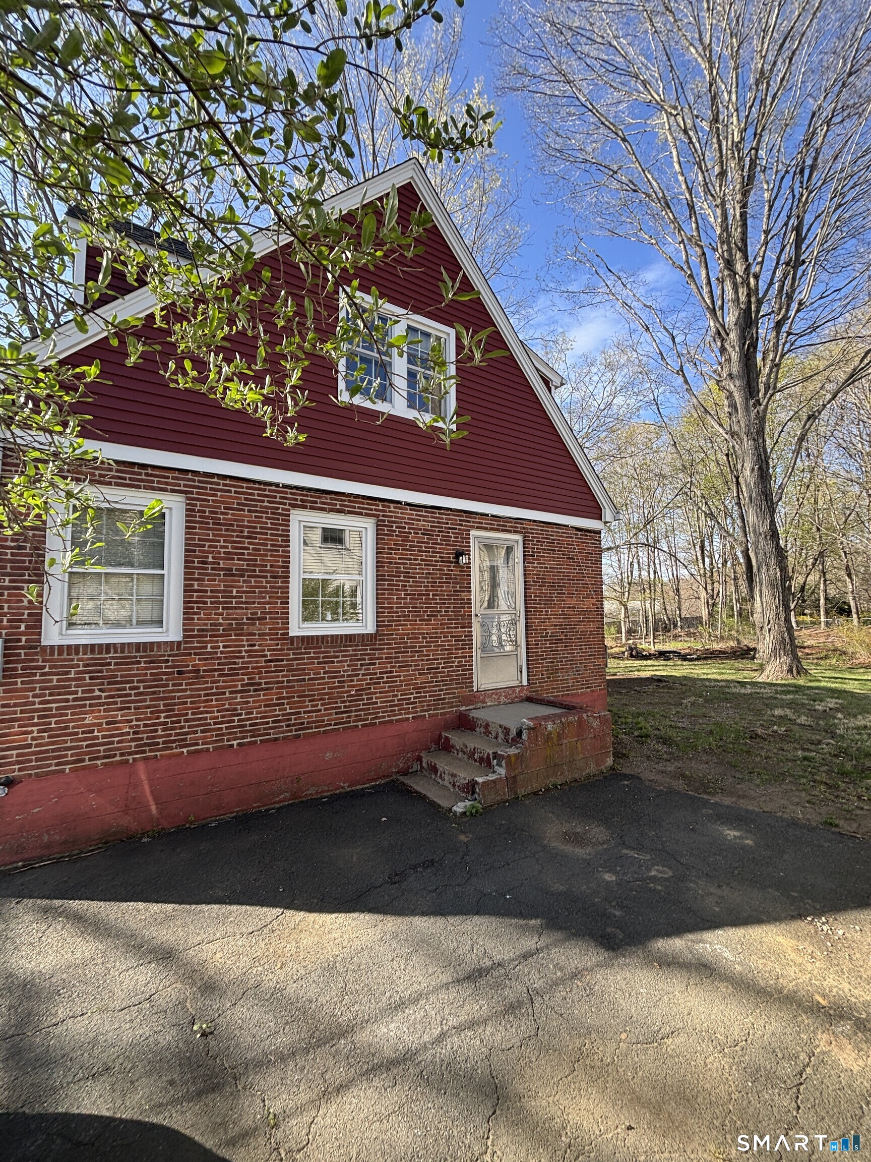 136 Broadway Street Colchester CT 06415