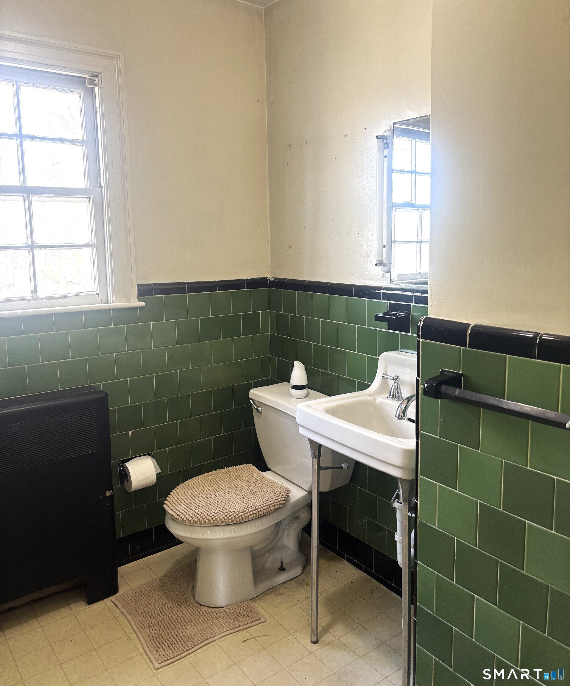 136 Broadway Street Colchester CT 06415