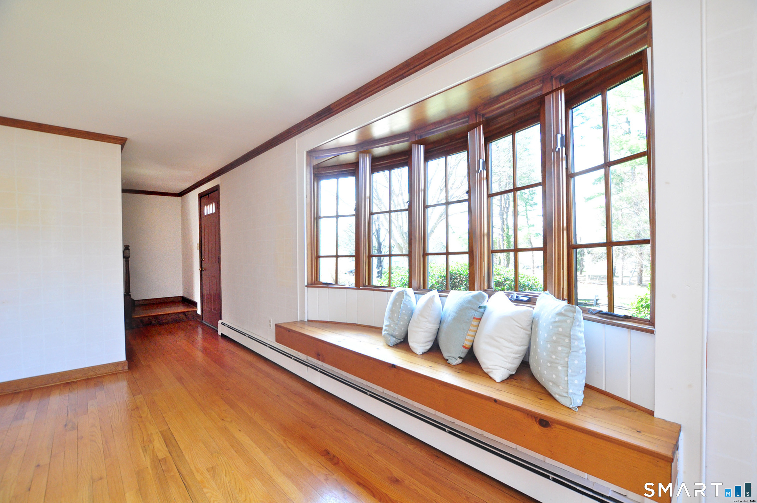 14 North Drive Simsbury CT 06070