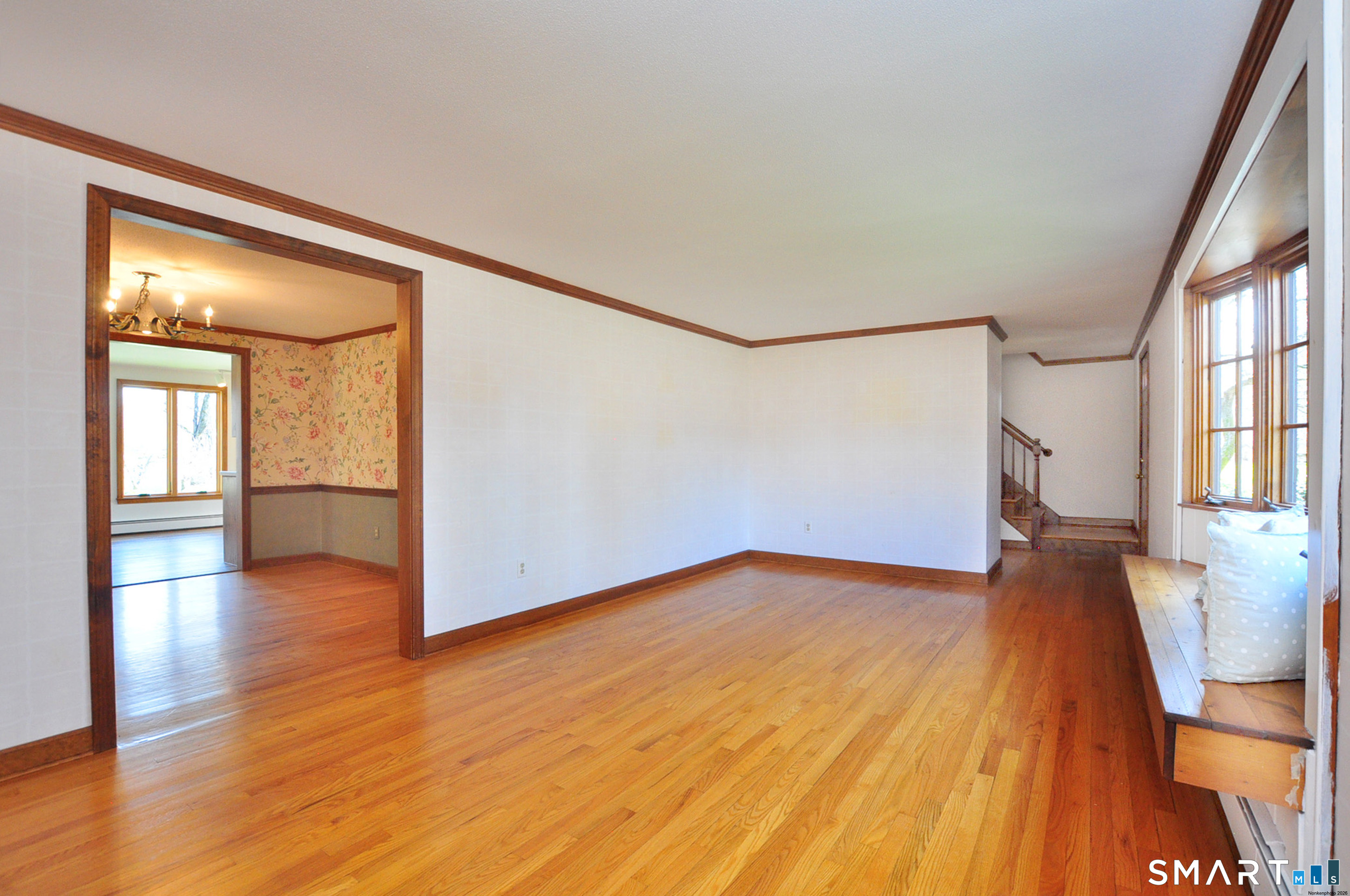 14 North Drive Simsbury CT 06070