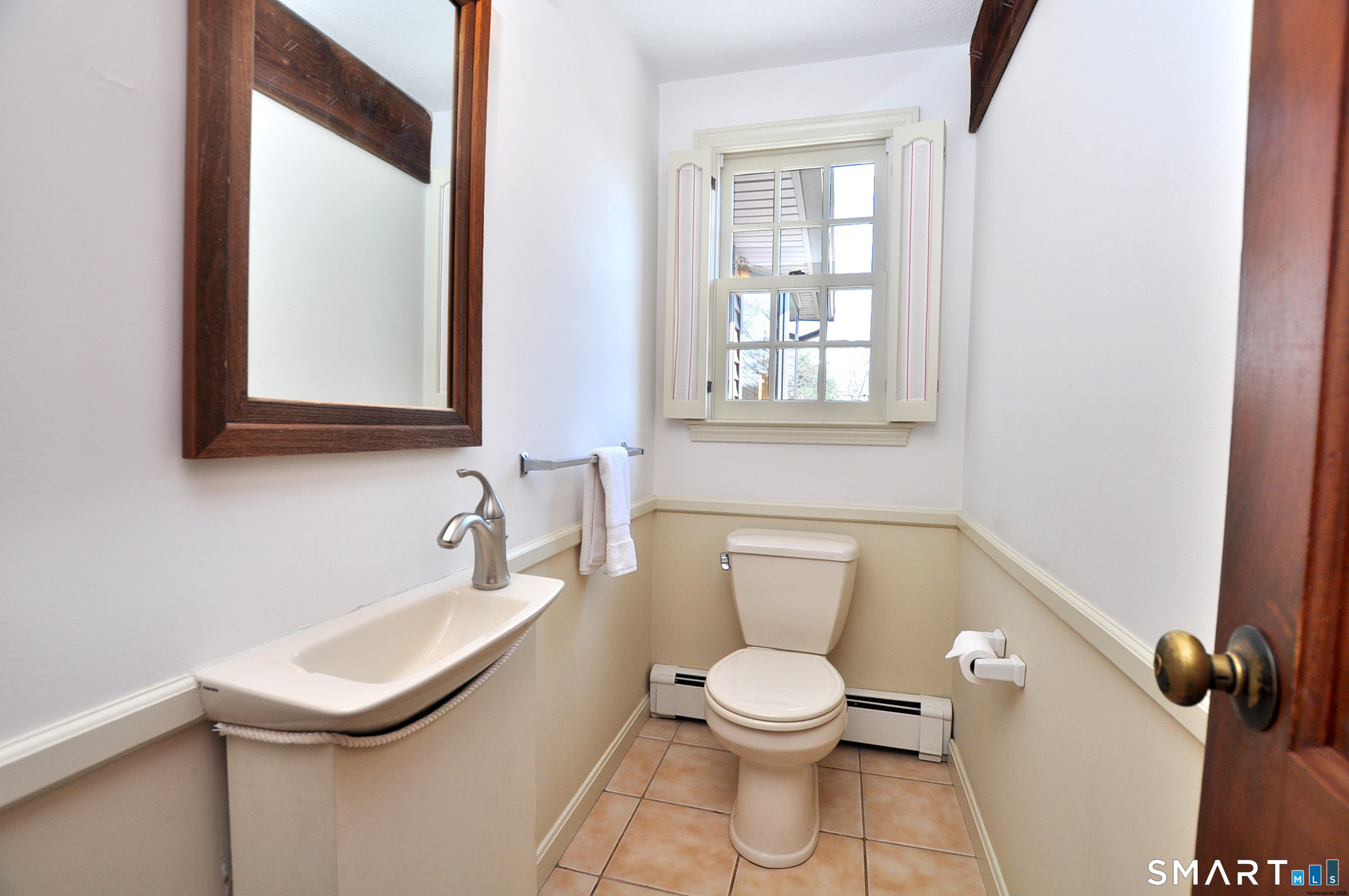 14 North Drive Simsbury CT 06070