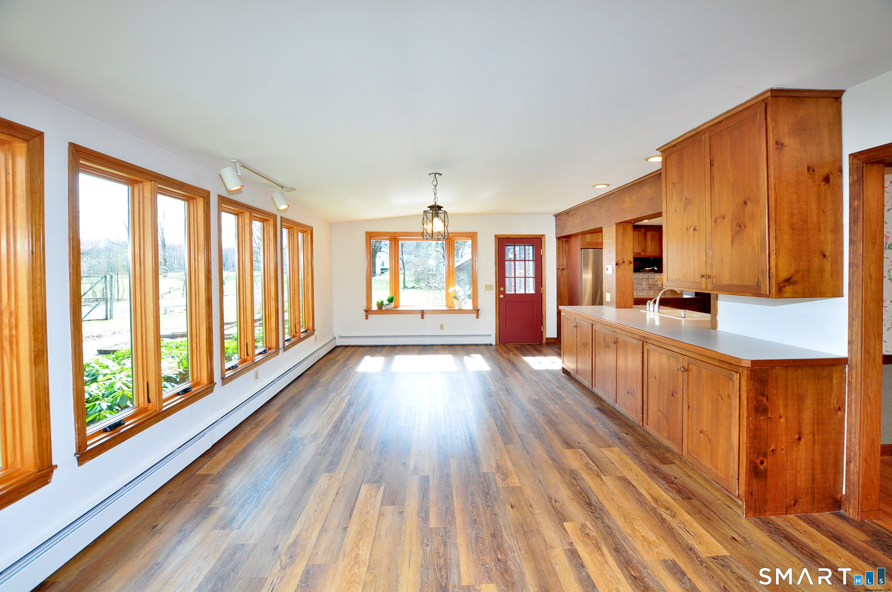 14 North Drive Simsbury CT 06070