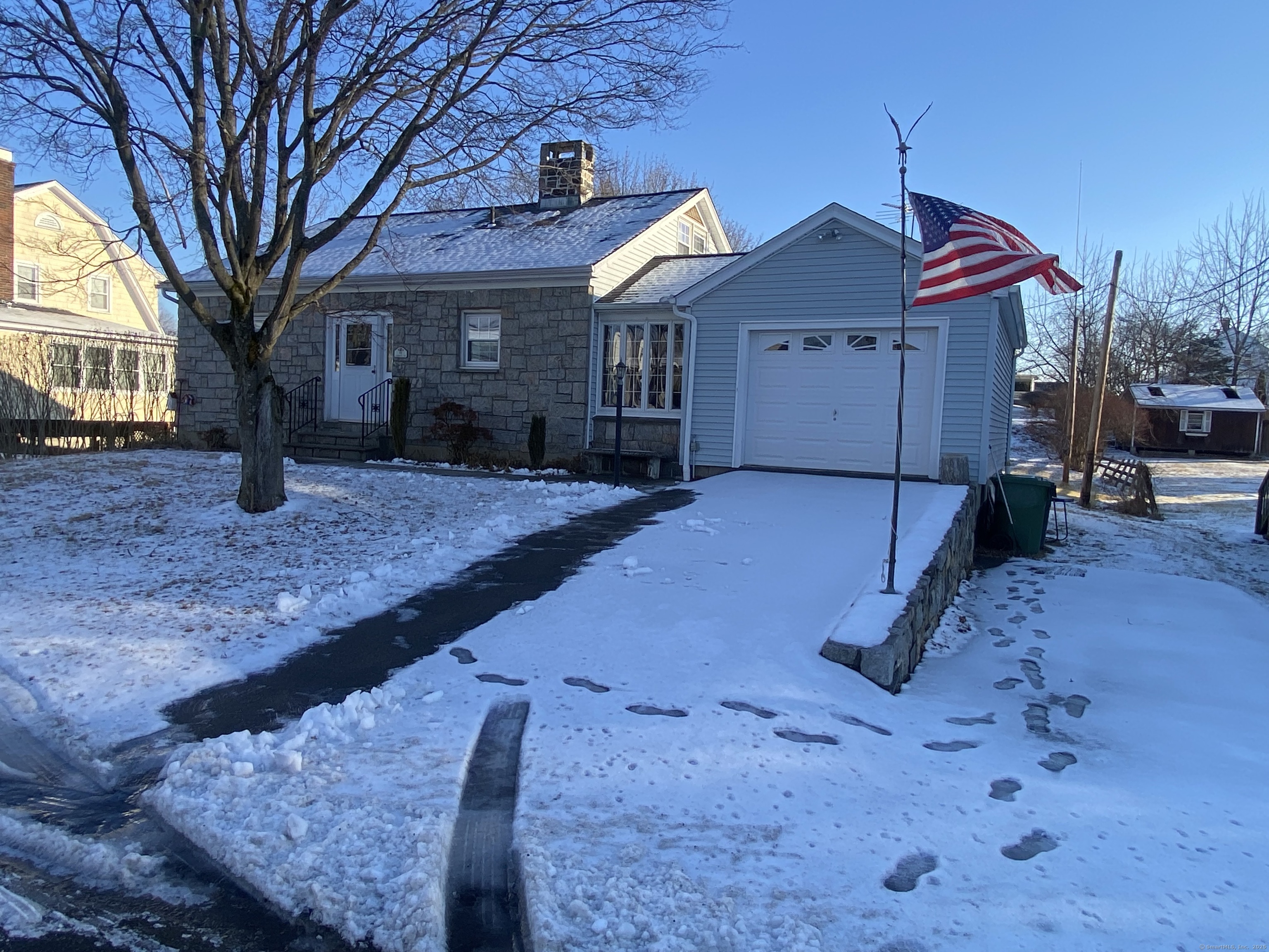 19 Laurel Street Danbury CT 06810