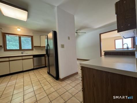 63 North Mountain Road Brookfield CT 06804
