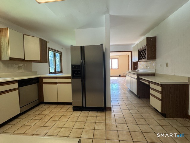 63 North Mountain Road Brookfield CT 06804