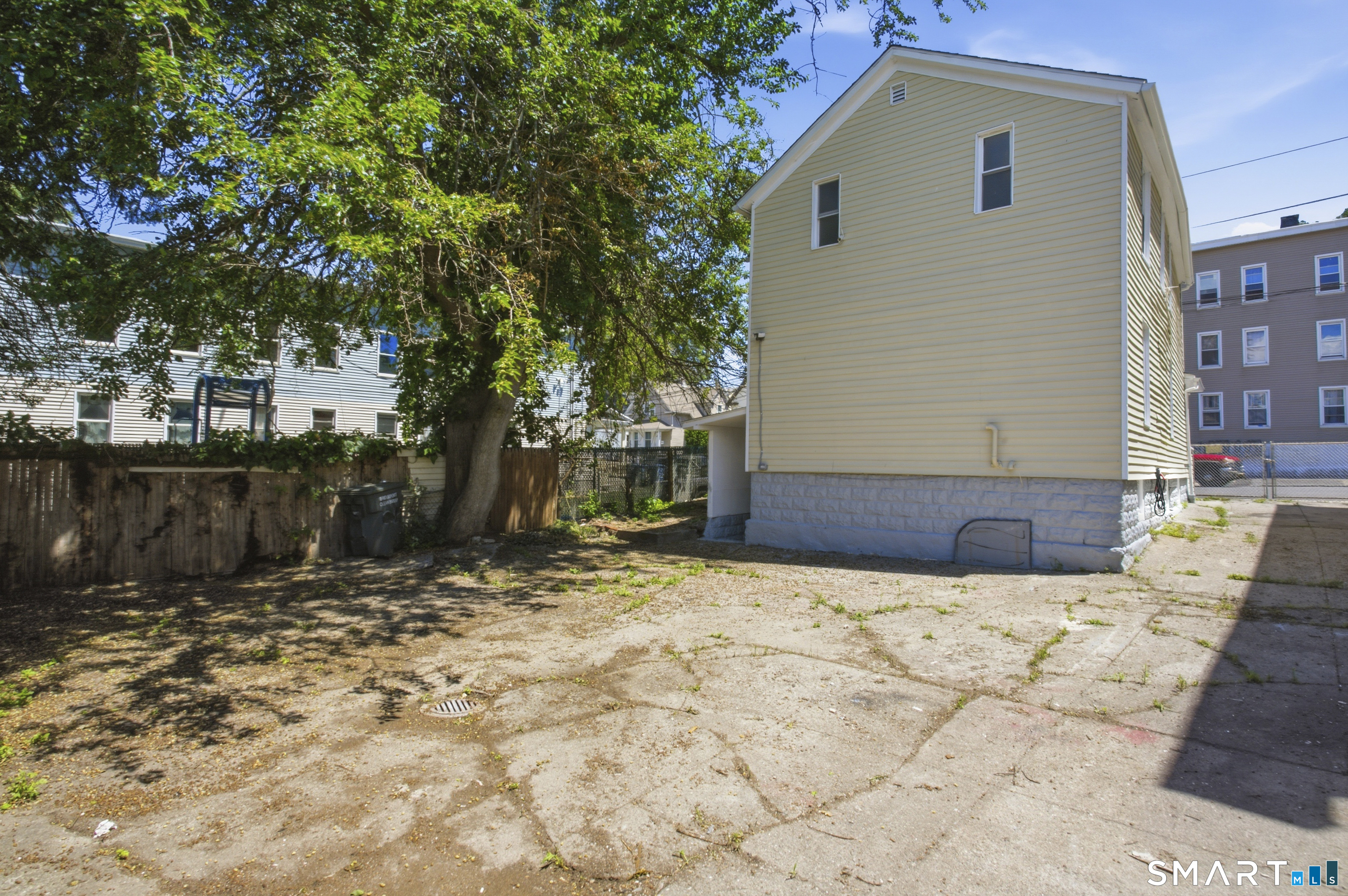 11 Bell Street Bridgeport CT 06610