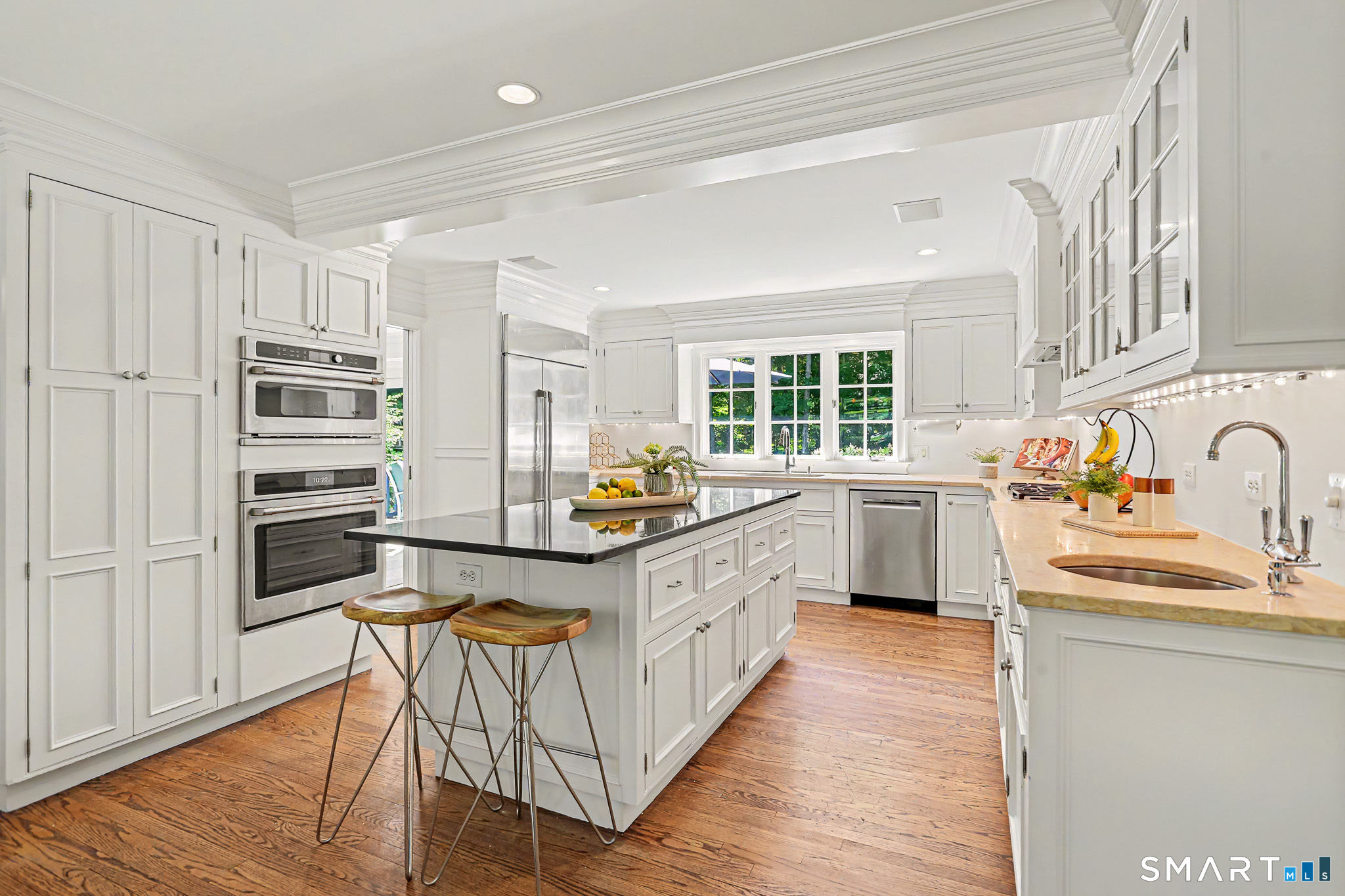 6 Adams Way Weston CT 06883