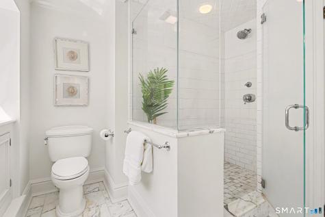 6 Adams Way Weston CT 06883