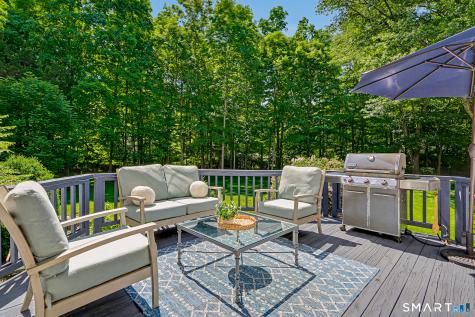 6 Adams Way Weston CT 06883