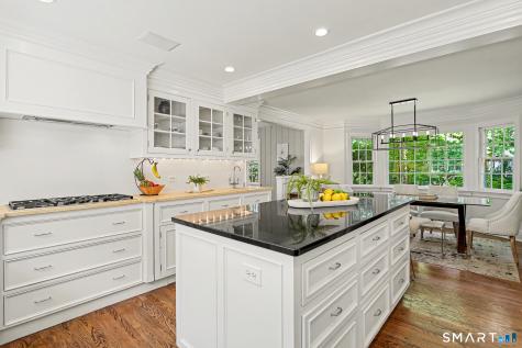 6 Adams Way Weston CT 06883