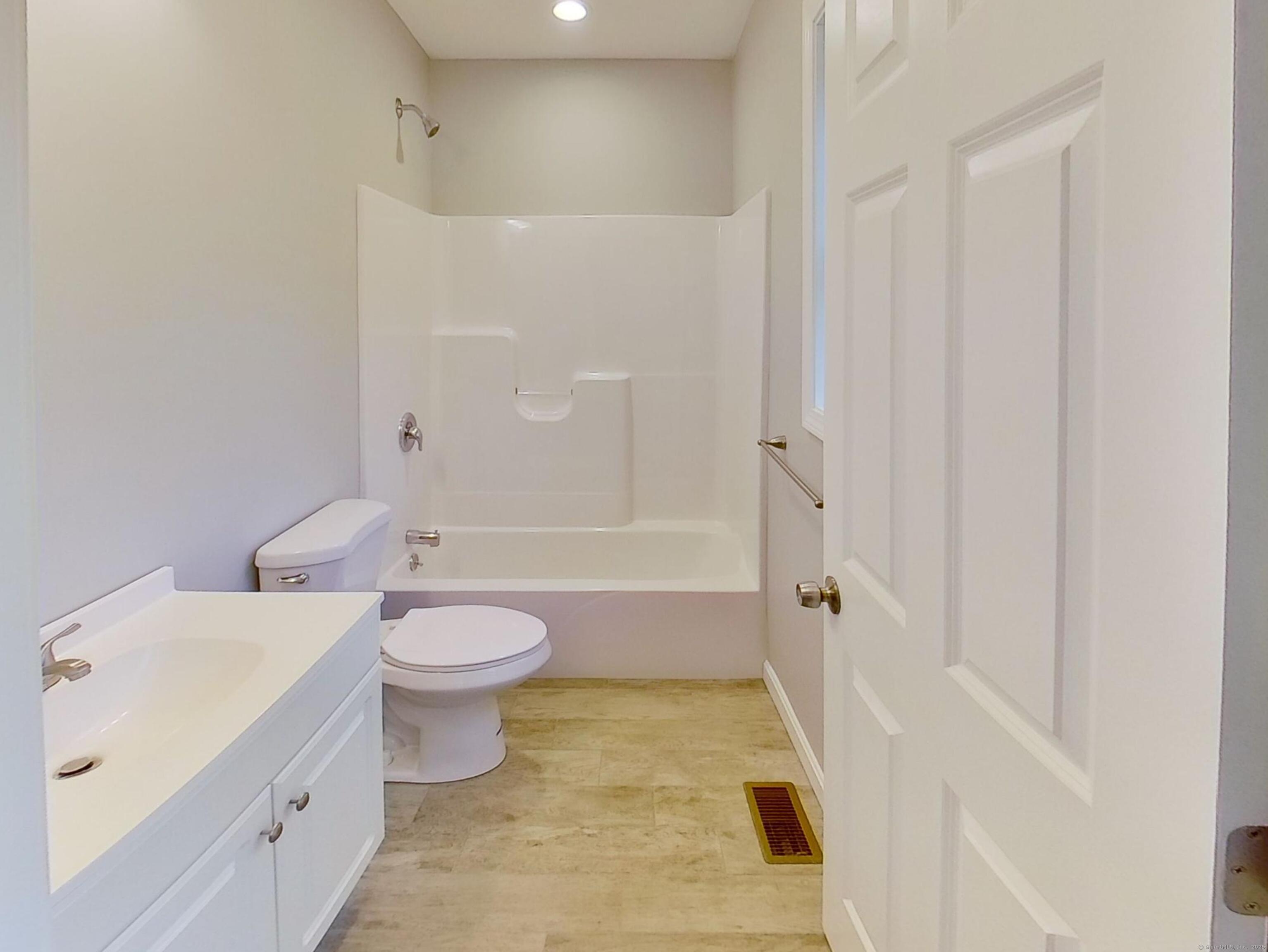 14 South Street Brooklyn CT 06234