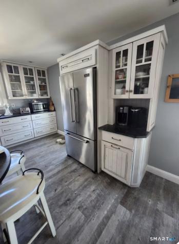 72 Smith Street East Lyme CT 06357