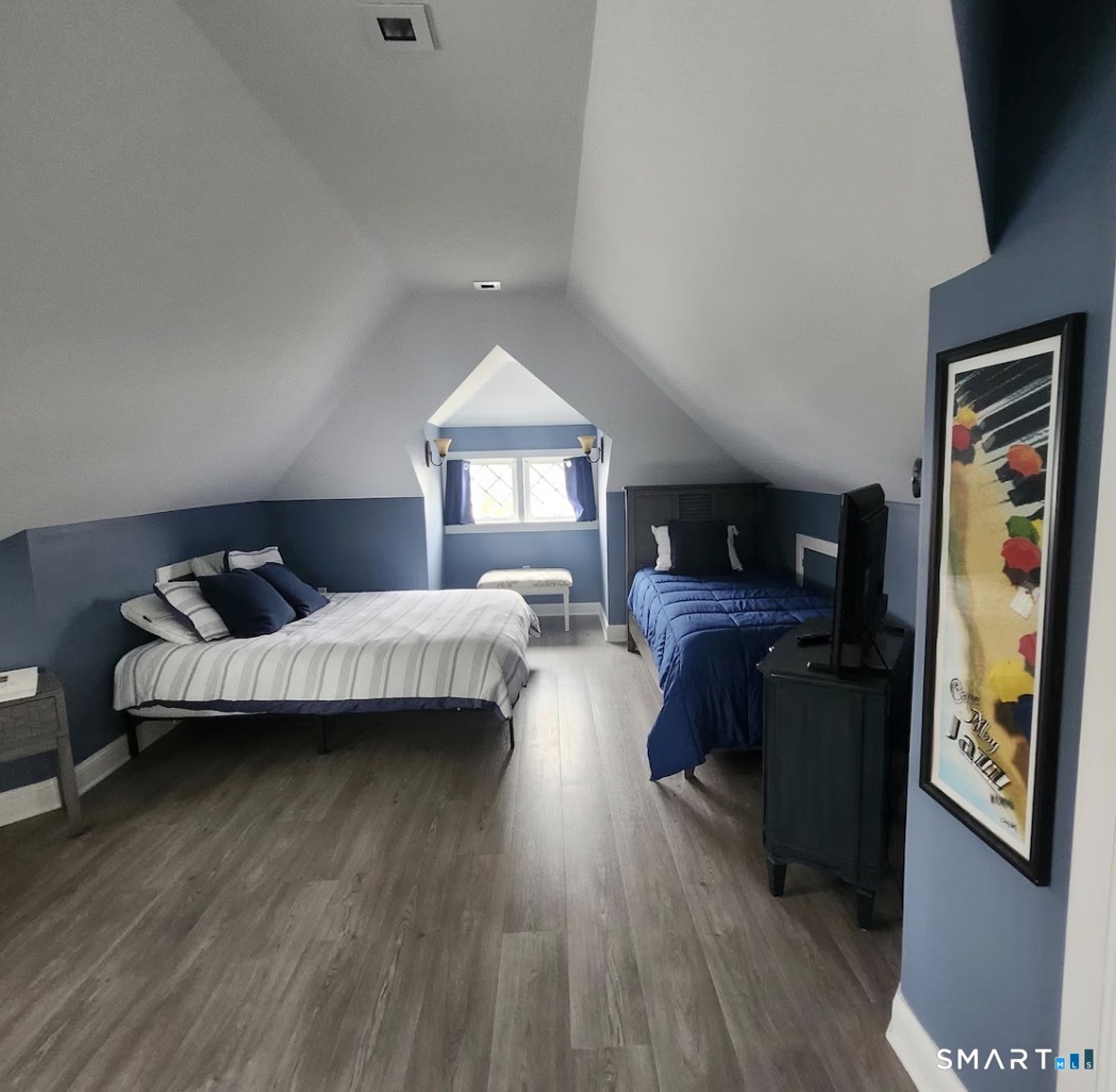 72 Smith Street East Lyme CT 06357