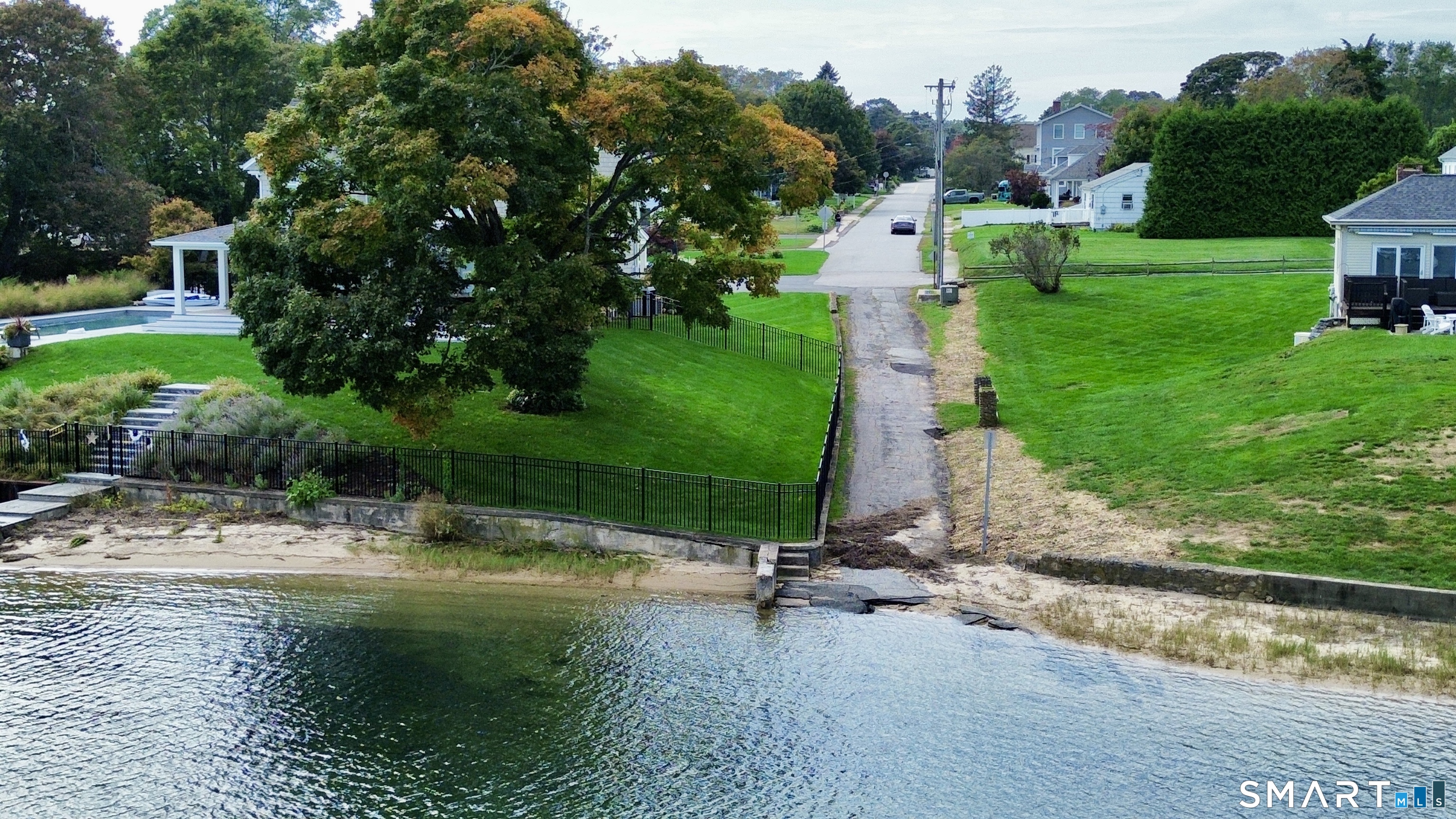 72 Smith Street East Lyme CT 06357
