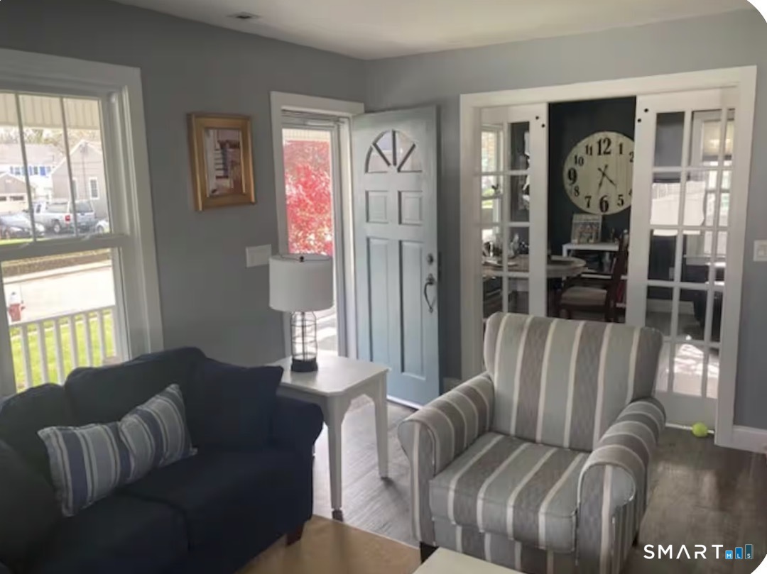 72 Smith Street East Lyme CT 06357