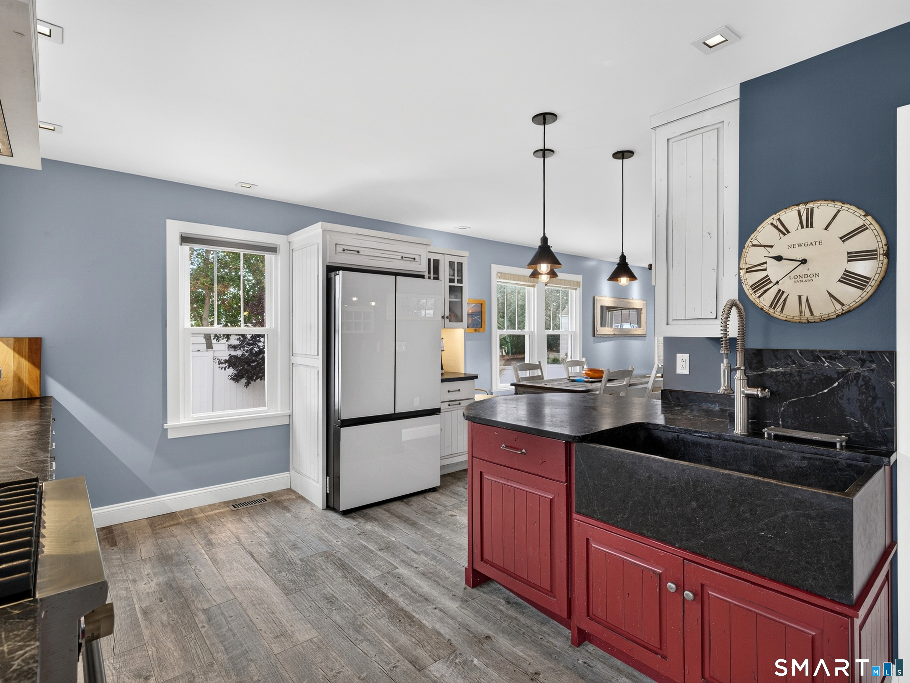 72 Smith Street East Lyme CT 06357