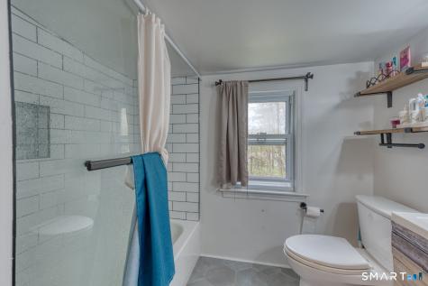 21 Old Meadow Plain Road Simsbury CT 06070