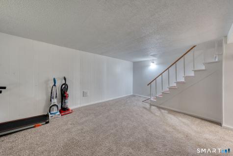 21 Old Meadow Plain Road Simsbury CT 06070