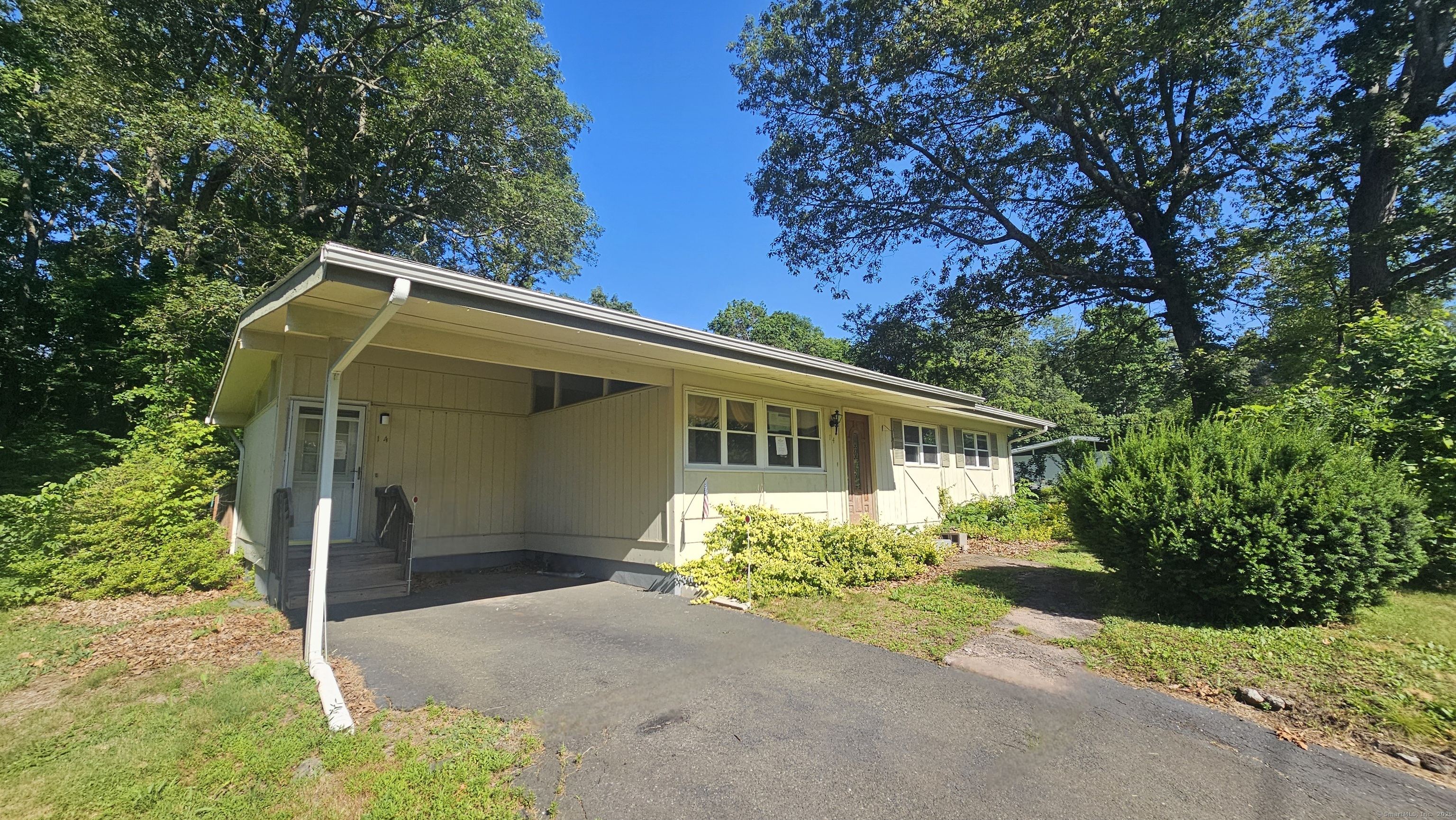 14 Hayes Road East Hampton CT 06424