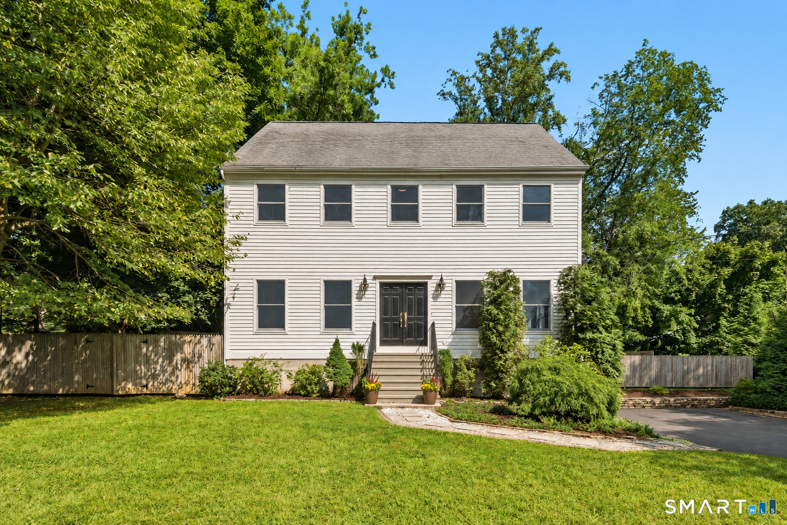 145 Weed Street New Canaan CT 06840